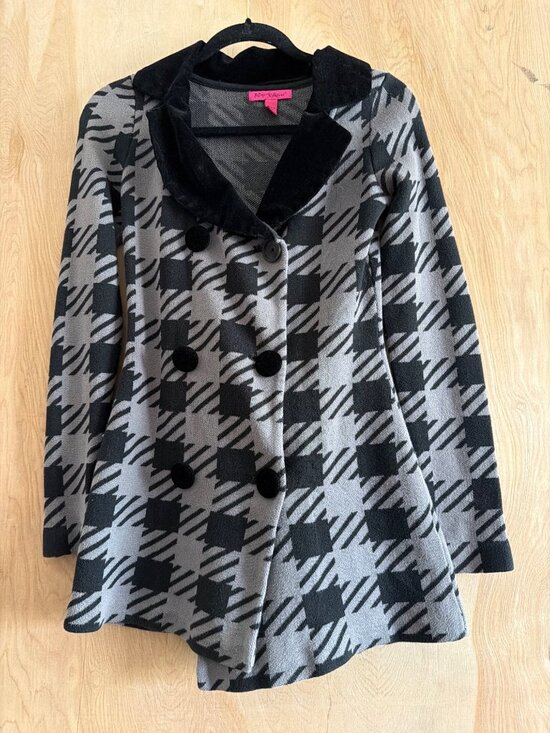 Betsey Johnson Jackets & Blazers - Betsey Johnson Houndstooth Fit N Flare Sweater Coat Black Gray Pink Label Size S